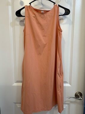 Uniqlo Sleeveless Peach Shift Dress - Women